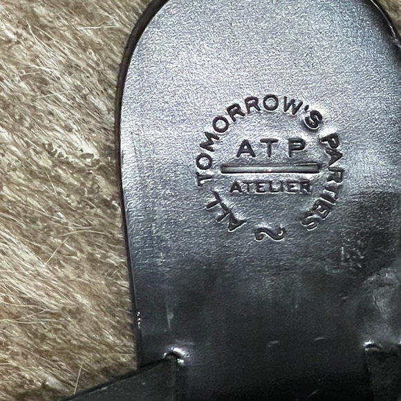 ATP Astrid Black Leather Flat Sandal Size 41/10 - Picture 5 of 8